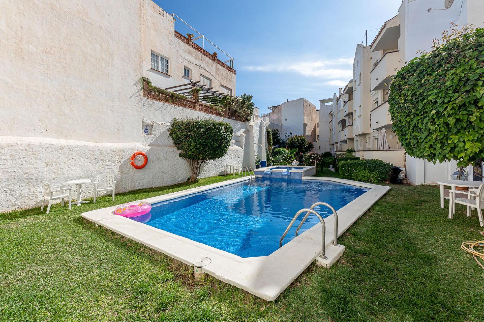 797 Holiday Rentals - Piso Para 3 En La Carihuela Con Piscina Torremolinos Exteriér fotografie